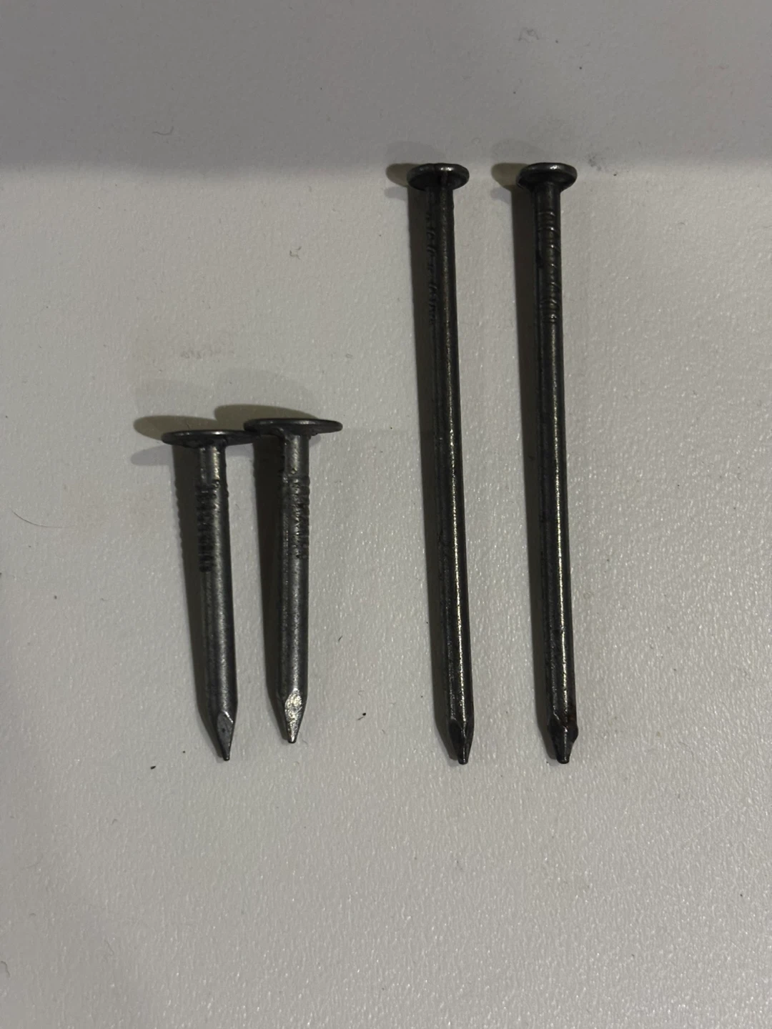 Box of bulk Nails - photo 2