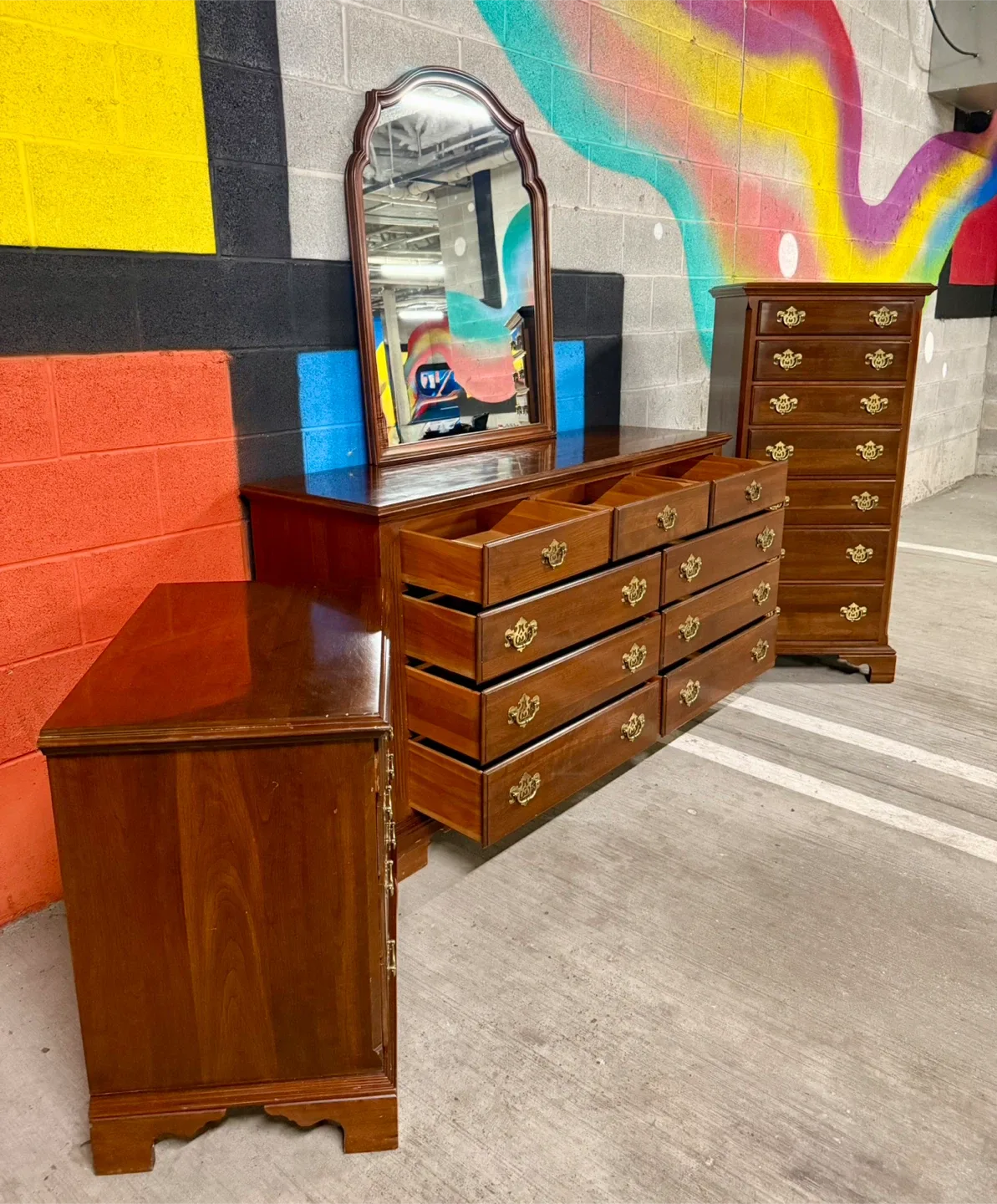 Knob Creek Fine Home Furnishing Set – Fully Restored image indicator(4)