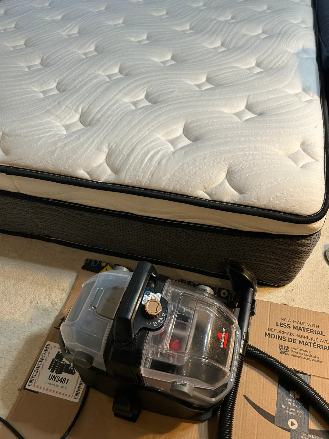 BedNew Queen  Hybrid Mattress image indicator(5)