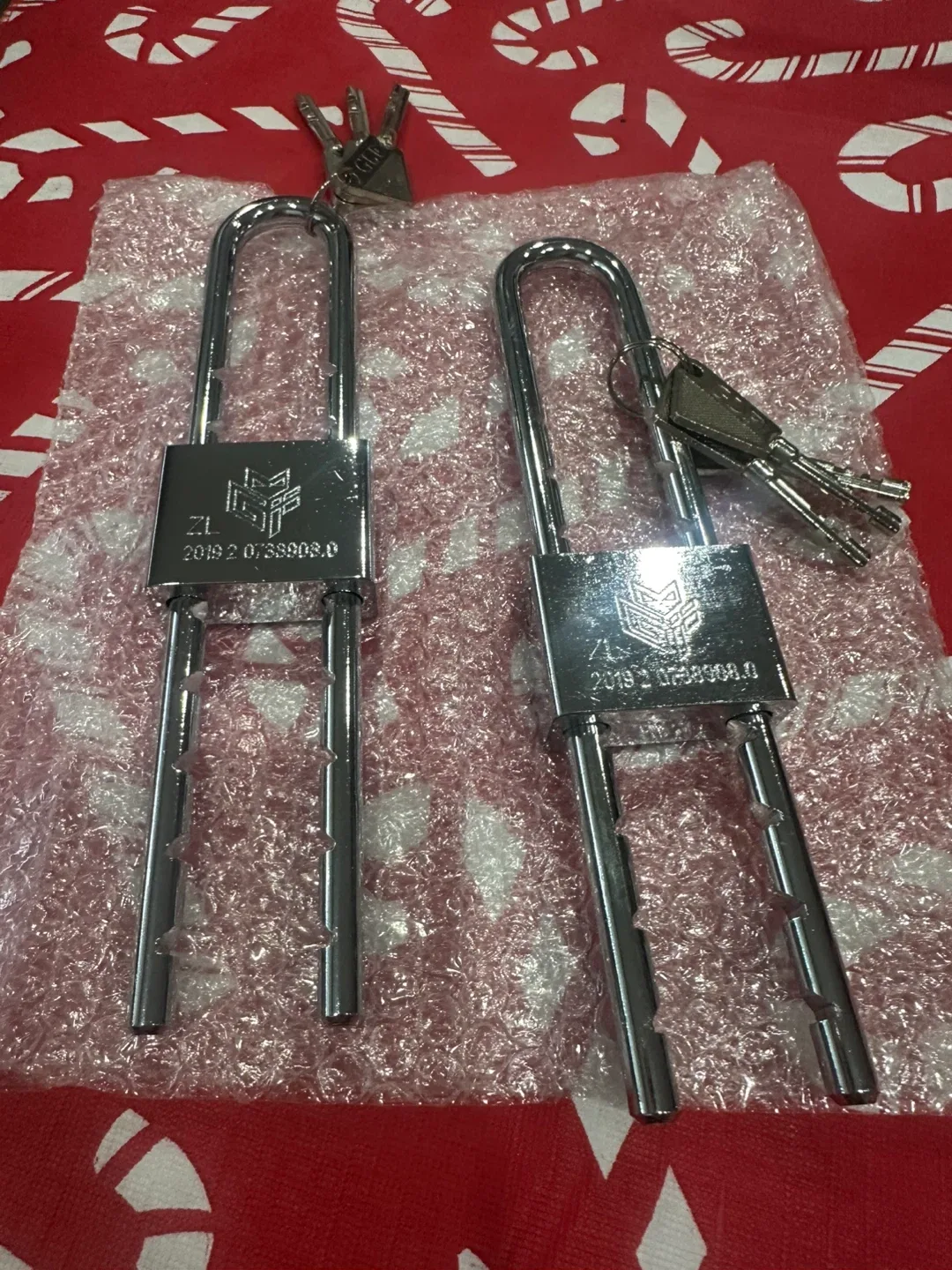 Golden Lion Fox U-Lock with Keys (2)