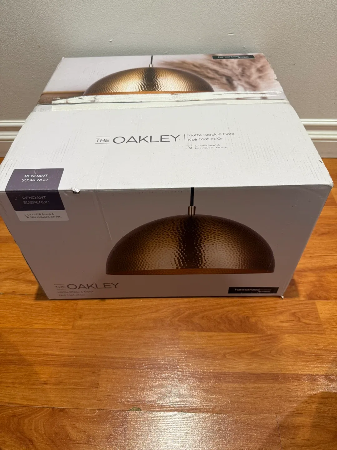 Canarm OAKLEY 1-Light Gold & Matte Black Pendant image indicator(2)