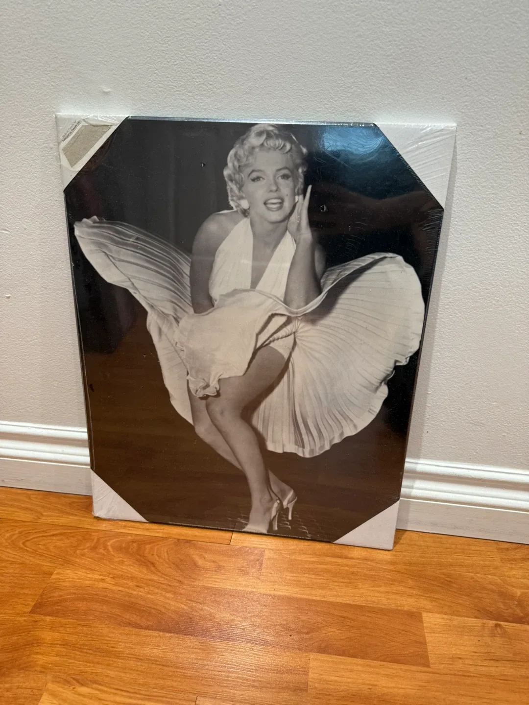 Marilyn Monroe Framed print