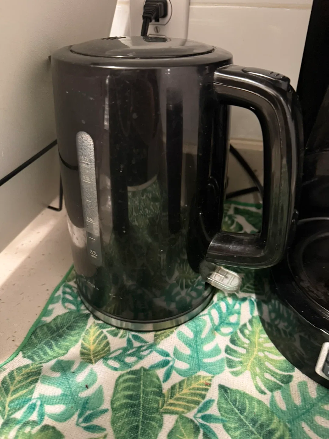 Black Electric Kettle