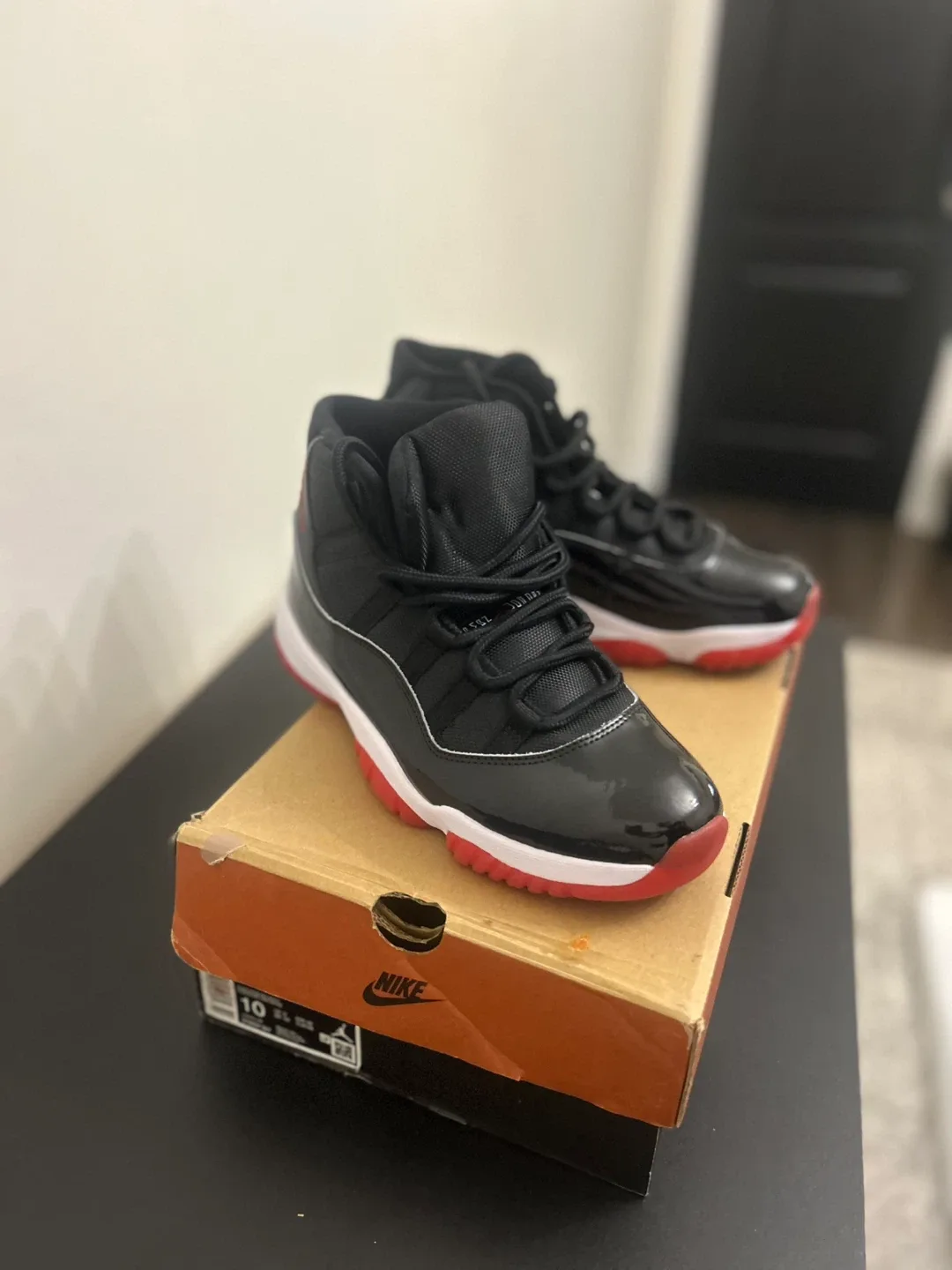 Nike Air Jordan 11 Retro, Size 10 image indicator(5)