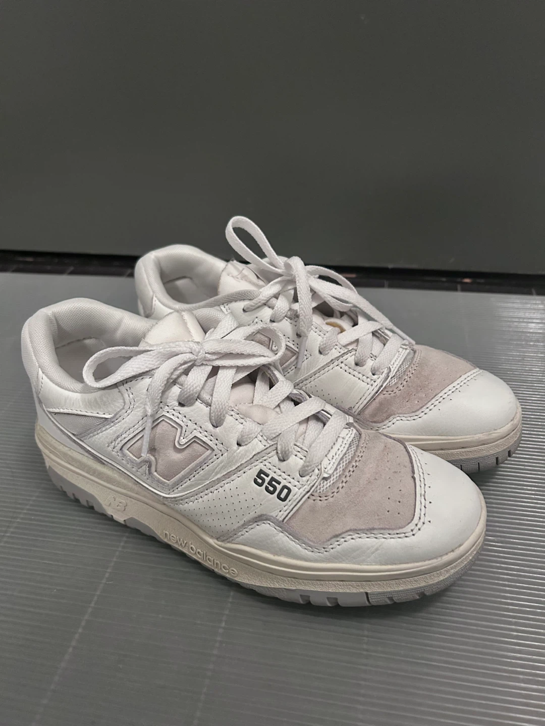 New Balance 550