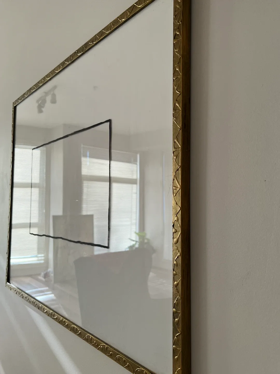 Gold Framed Wall Art image indicator(2)