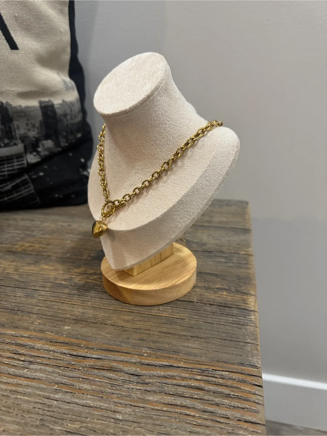 Chain heart necklace image indicator(3)