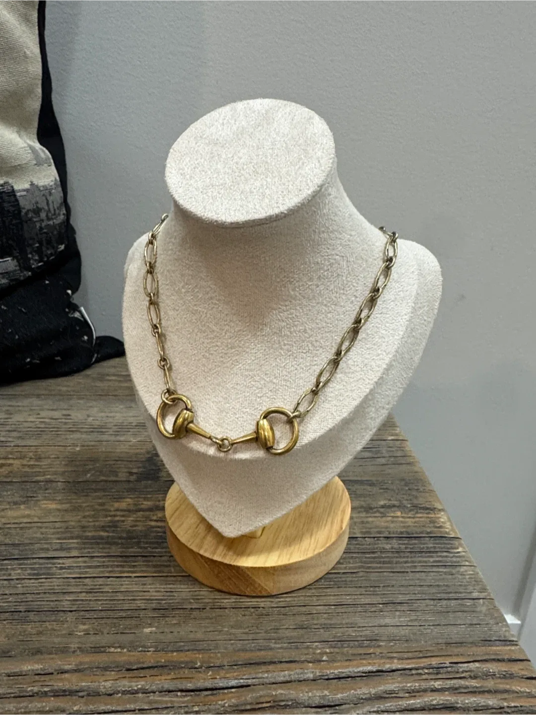 Horsebit gold Chain choker / necklace (as is scratches) image indicator(2)