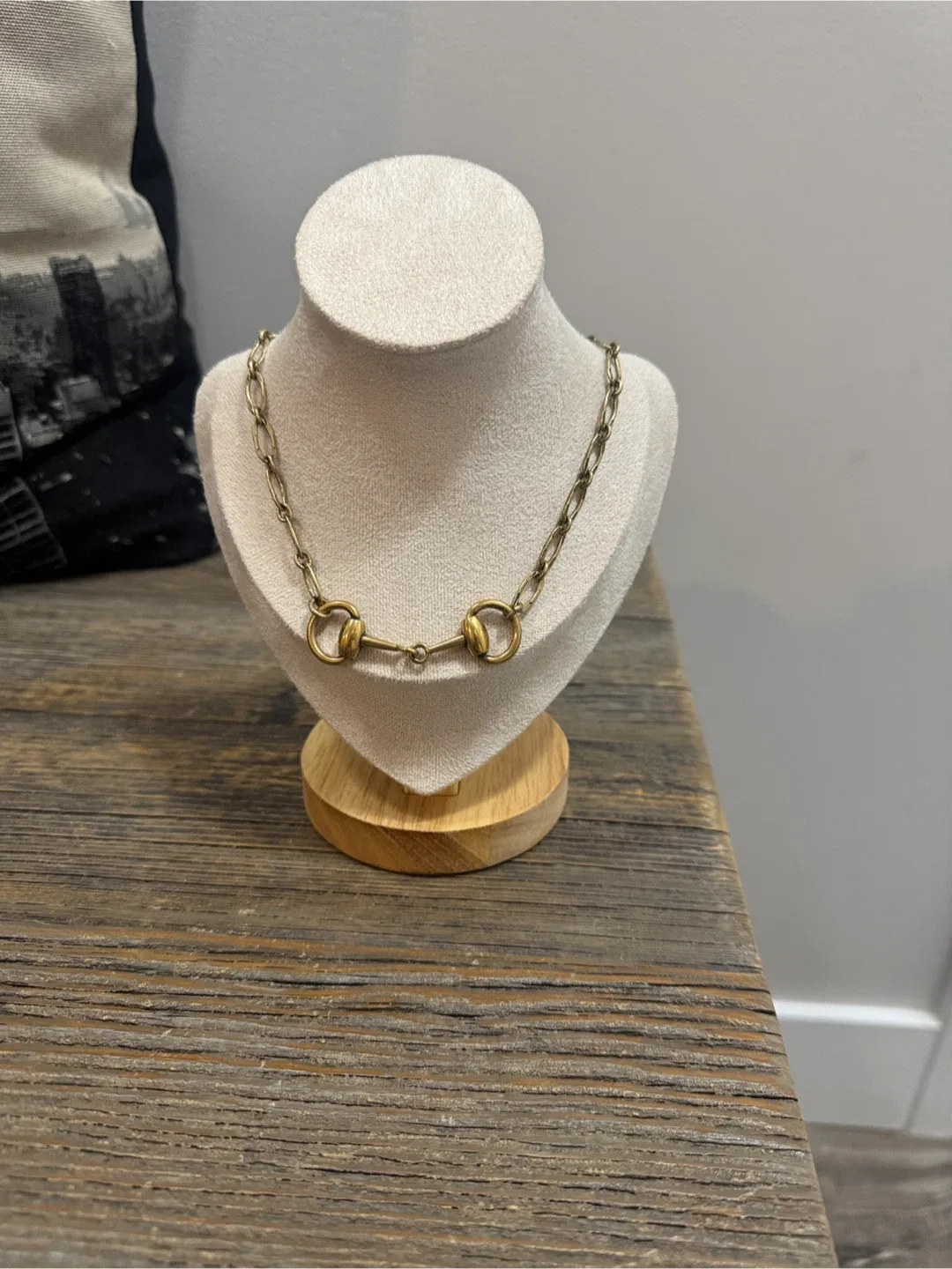 Horsebit gold Chain choker / necklace (as is scratches)
