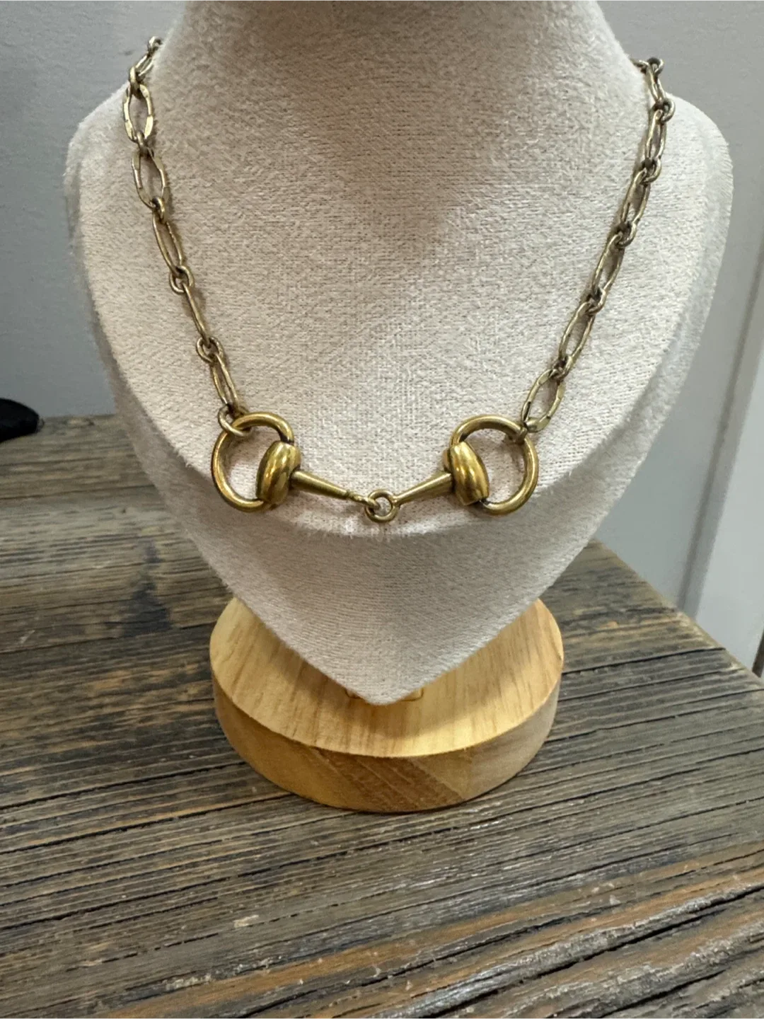 Horsebit gold Chain choker / necklace (as is scratches) image indicator(4)