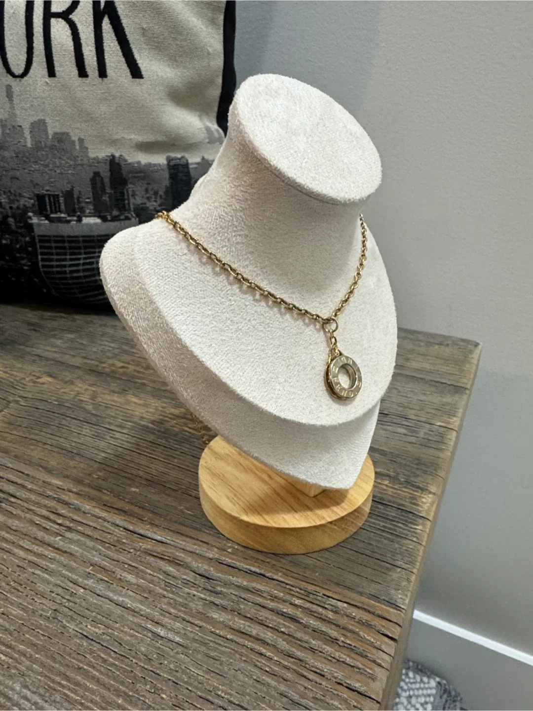 Fendi (upcyle) gold tone Circle Necklace chunky chain image indicator(5)