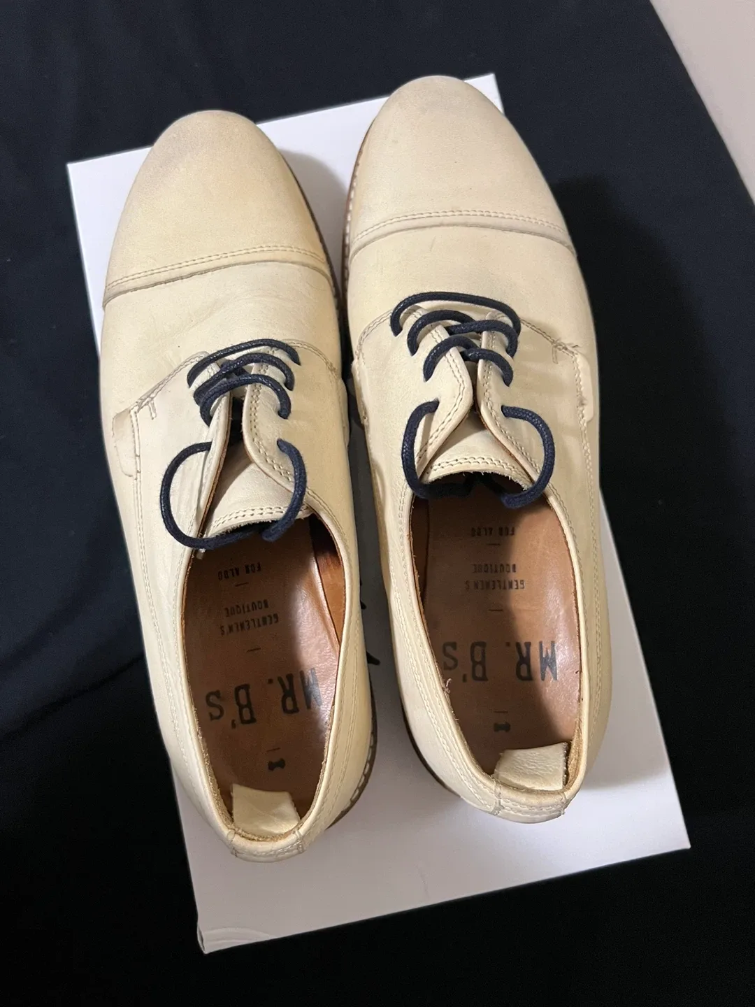MR. B's Gentleman's Boutique Shoes, Size 11 image indicator(2)