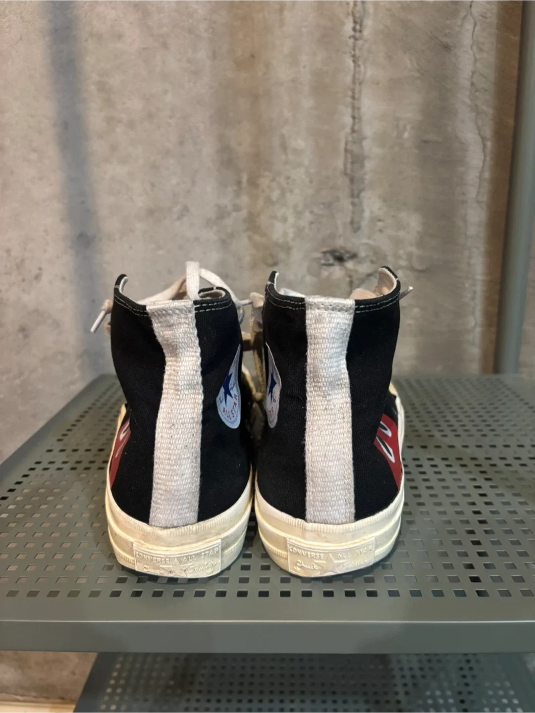 Comme des Garçons PLAY x Converse Chuck Taylor High-Tops image indicator(4)