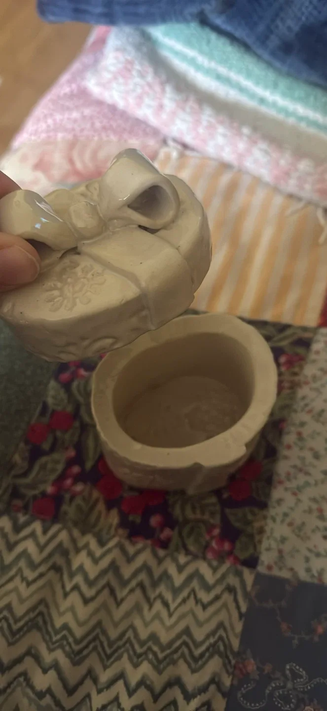 Ceramic Trinket Box image indicator(2)