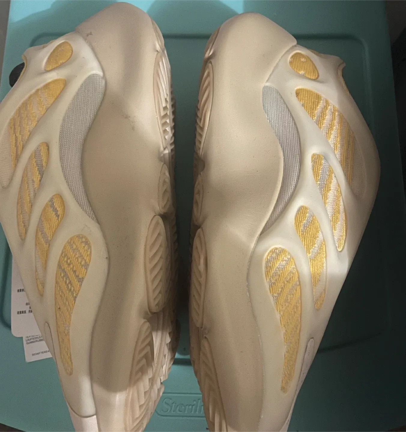 Adidas Yeezy 700 V3 Size 7 US **It is replicated** image indicator(3)