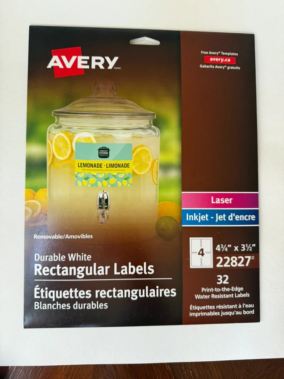 BNIB White Rectangular Labels - Avery 22827