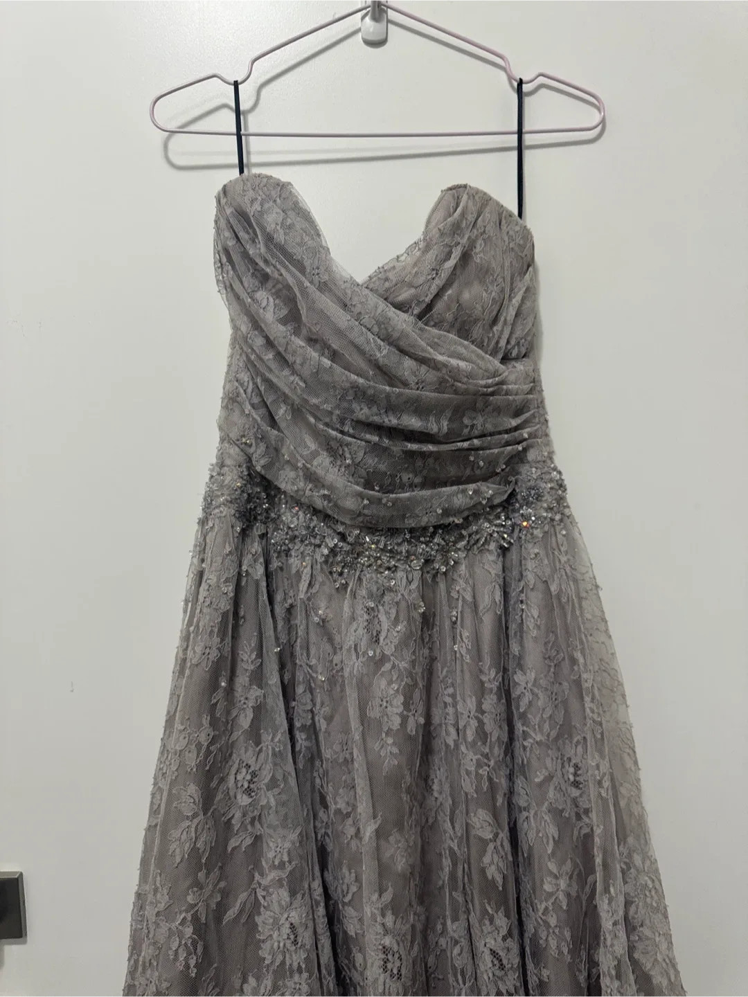 Catherine regehr grey lace & silk strapless dress. Small image indicator(4)