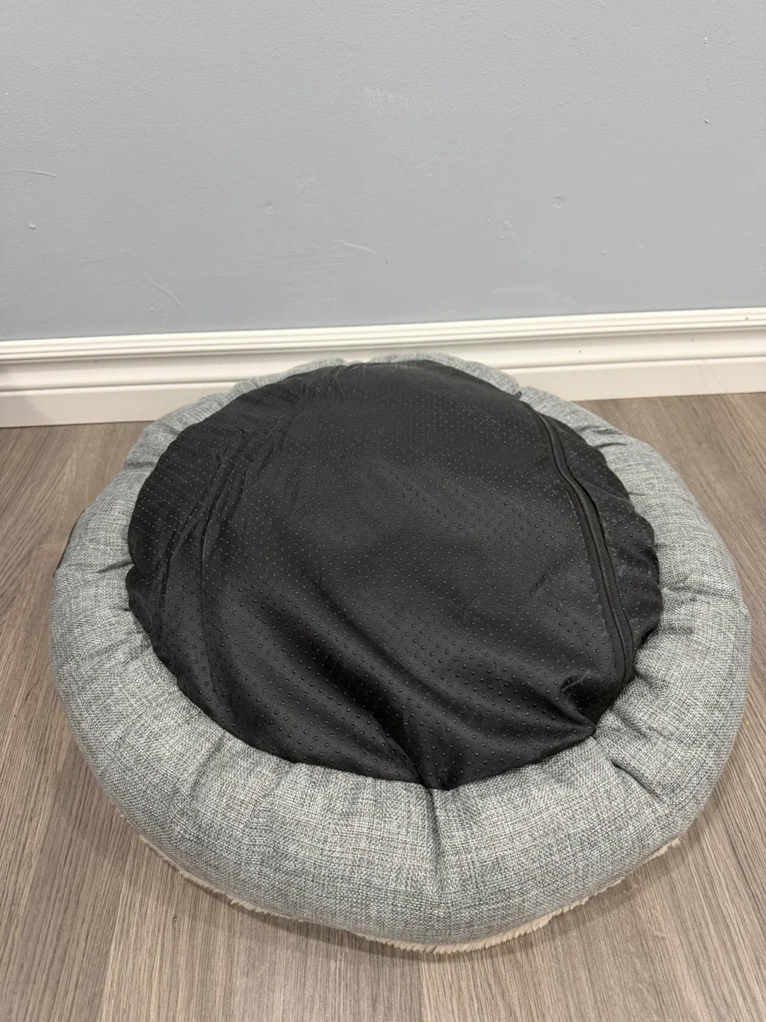 Feandrea Round Pet Bed - Beige image indicator(3)