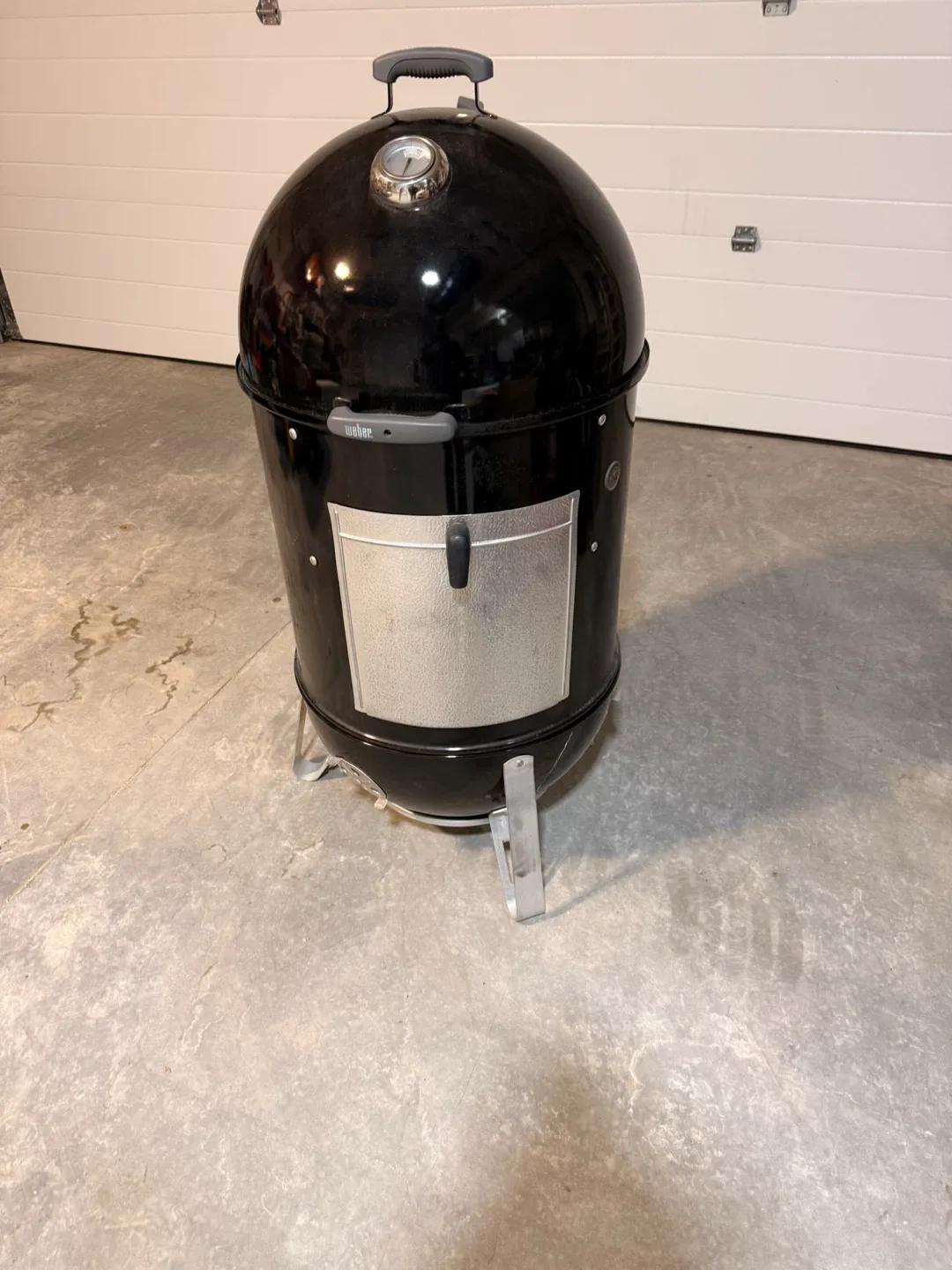 Weber Smokey Mountain Cooker Smoker