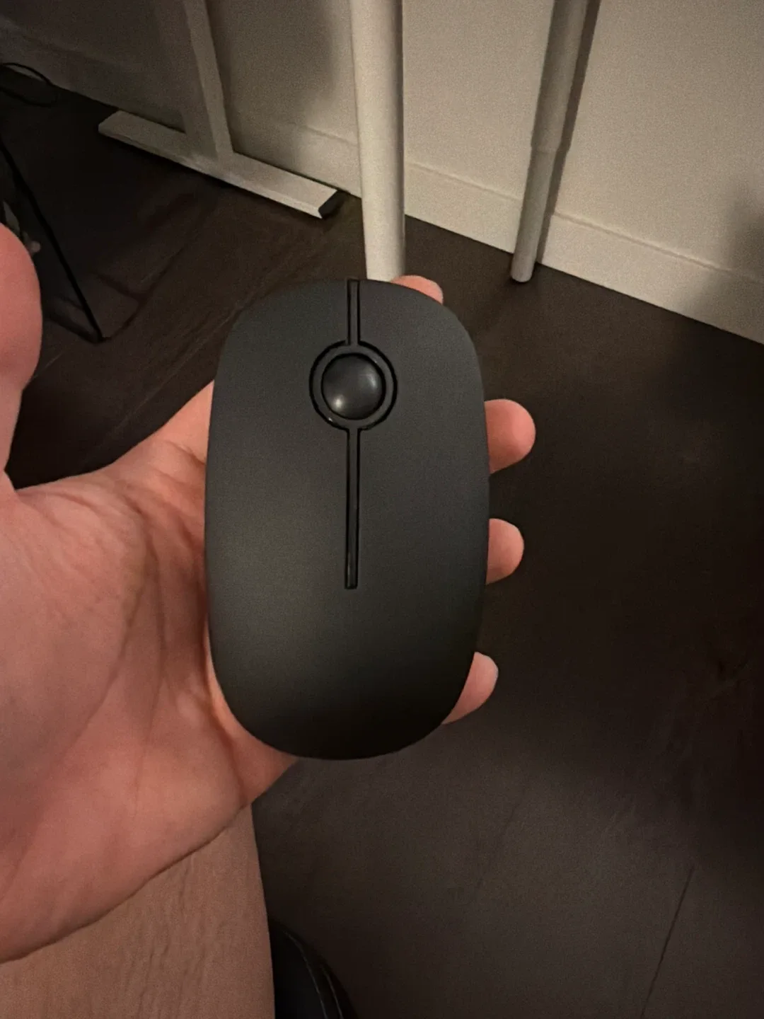 Logitech G915 Carbon Keyboard + free wireless mouse image indicator(7)