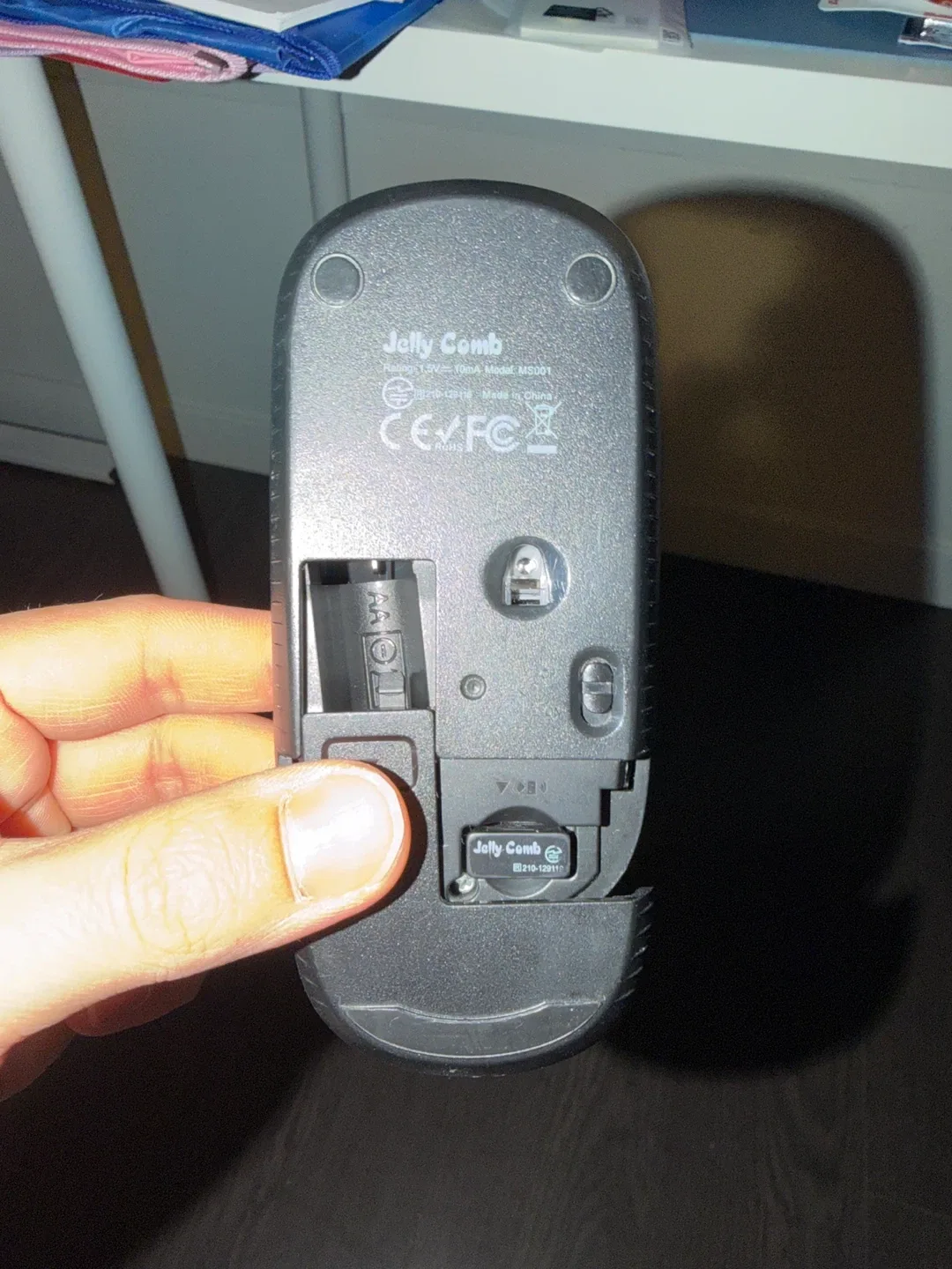 Logitech G915 Carbon Keyboard + free wireless mouse image indicator(8)