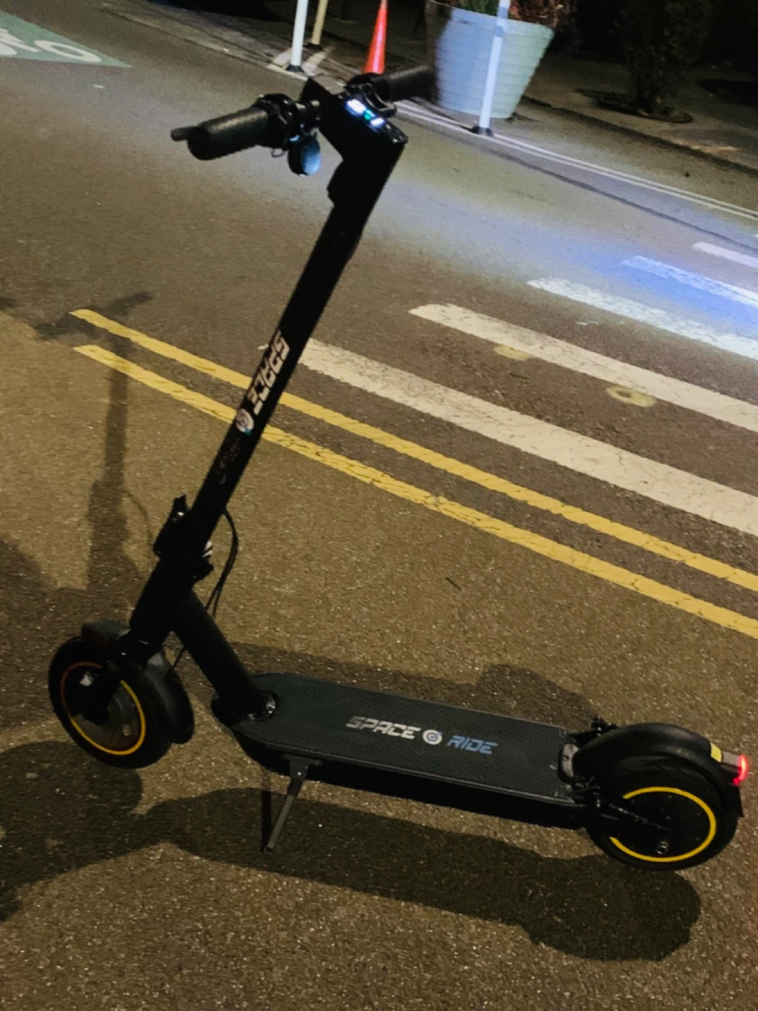 Space Ride Electric Scooter run super fast 30 MPh - photo 2