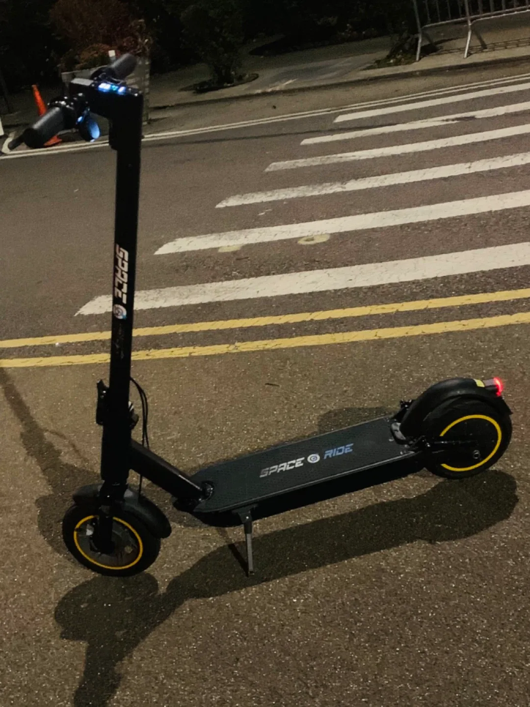 Space Ride Electric Scooter run super fast 30 MPh