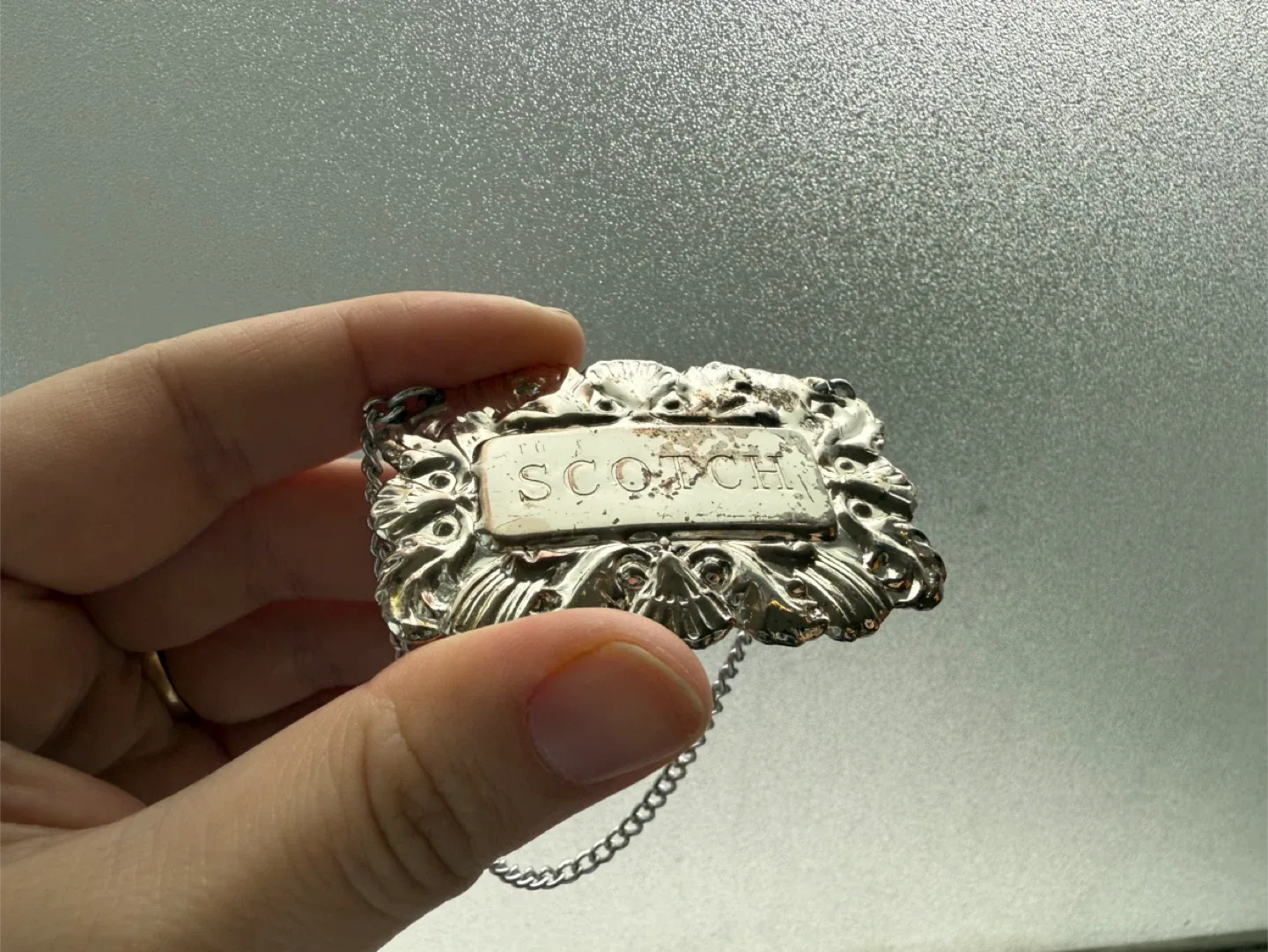 Steel Decanter Label - Scotch image indicator(2)