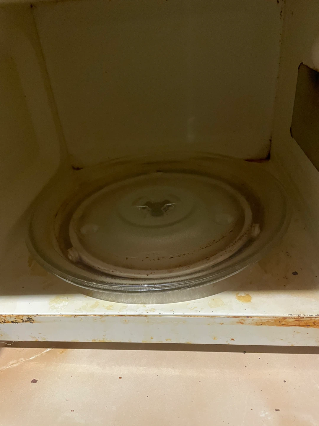 Sylvania Microwave Available - photo 3