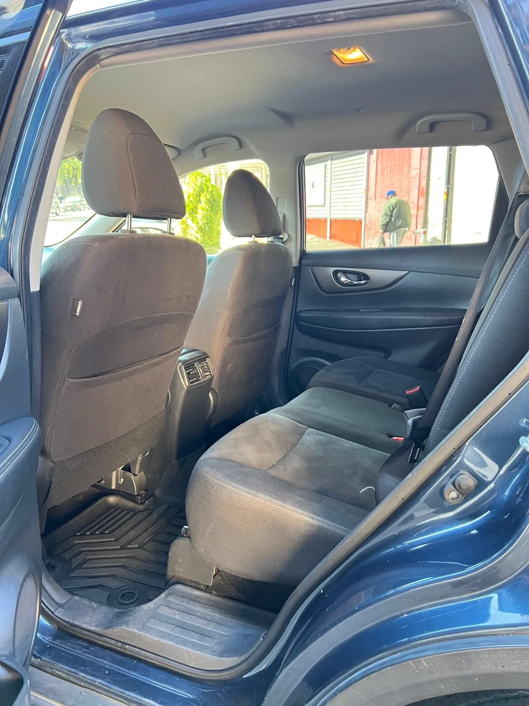 2016 NISSAN ROGUE SV AWD image indicator(10)