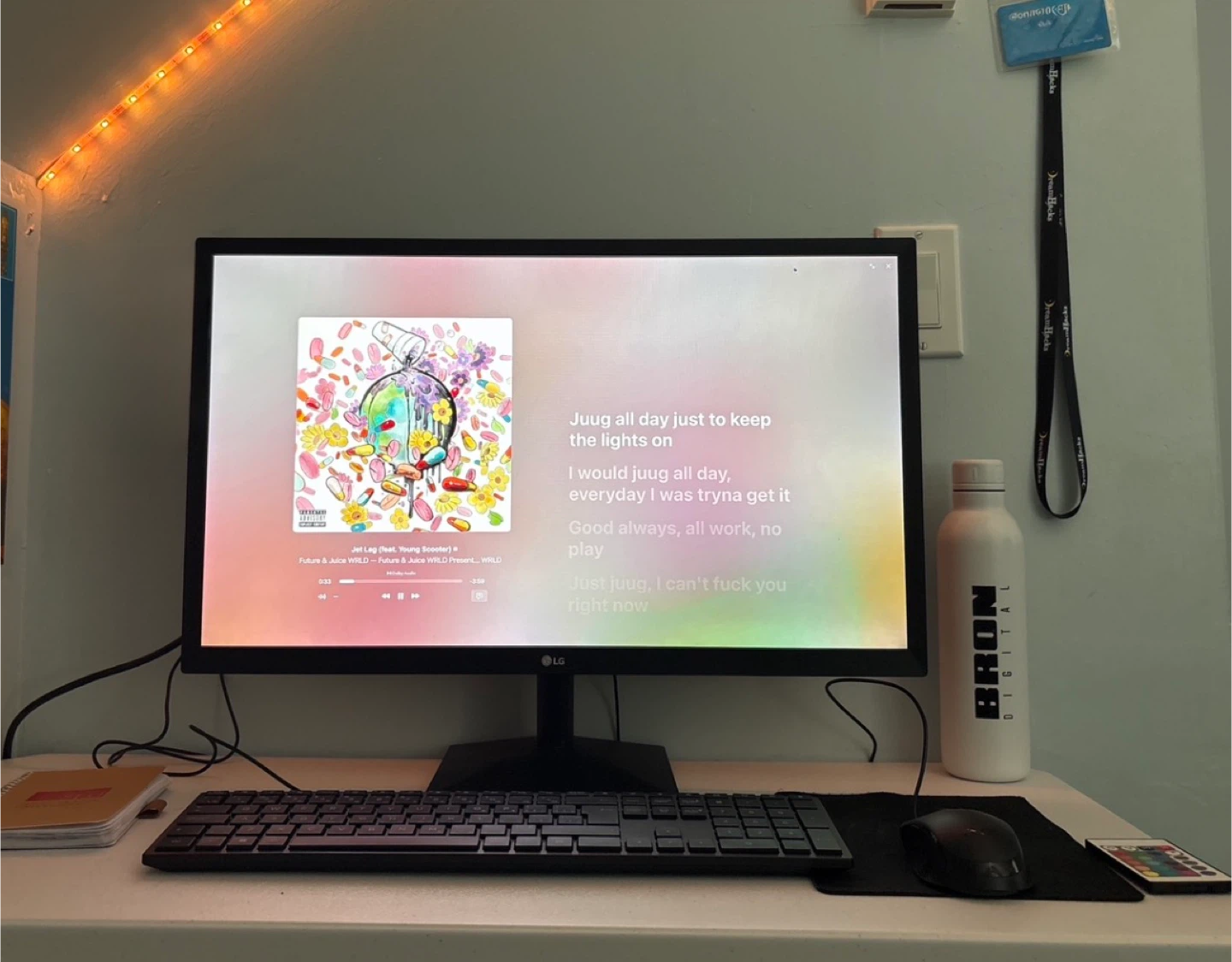LG Monitor