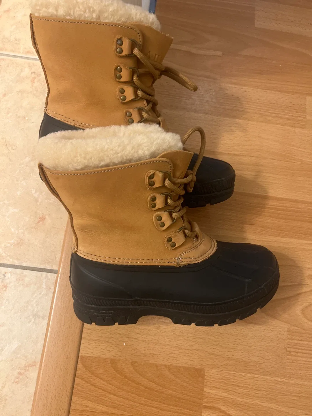 Woman boot sale Pajar Laurent Women's Winter Boots, Size 7 image indicator(3)