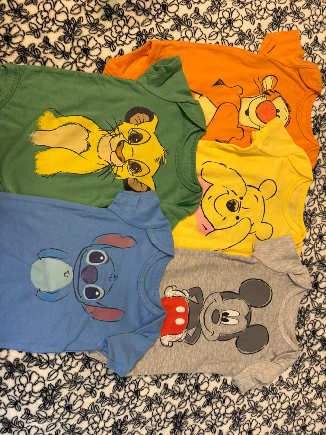 Disney Baby 12M Character Bodysuits - 5 Pack