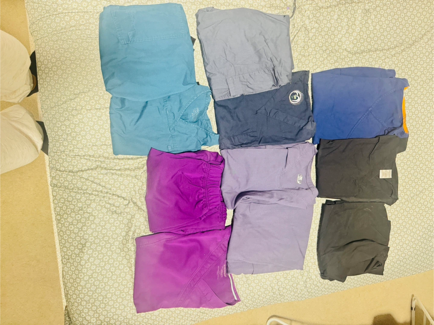 Scrubs Bundle - Assorted Colours and Brands - photo 2
