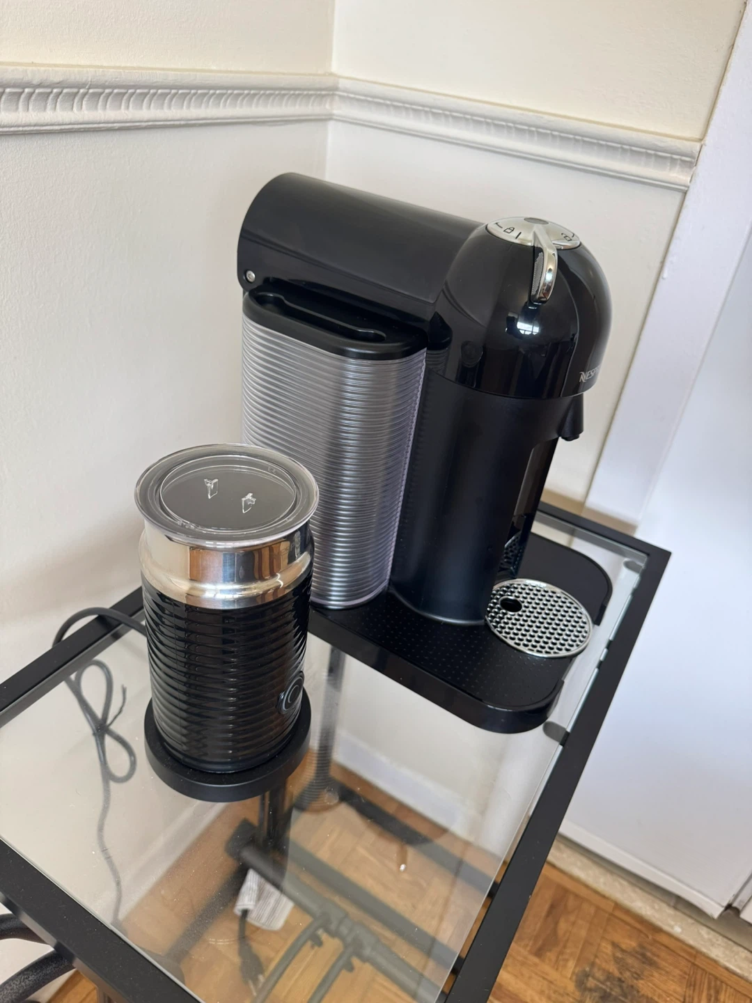 Nespresso Vertuo Coffee Machine with Aeroccino - photo 3