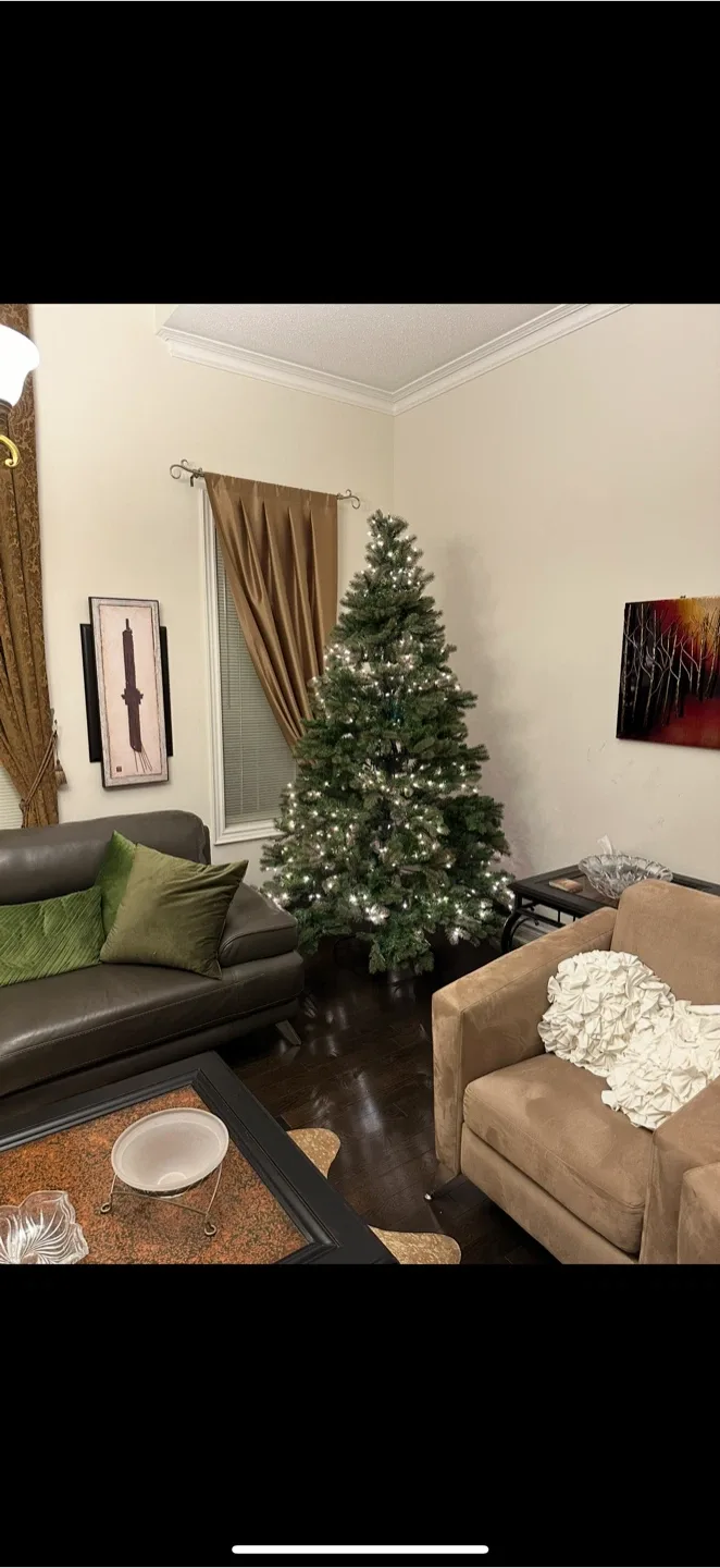 Christmas Tree prelit 7.5 ft tall image indicator(3)