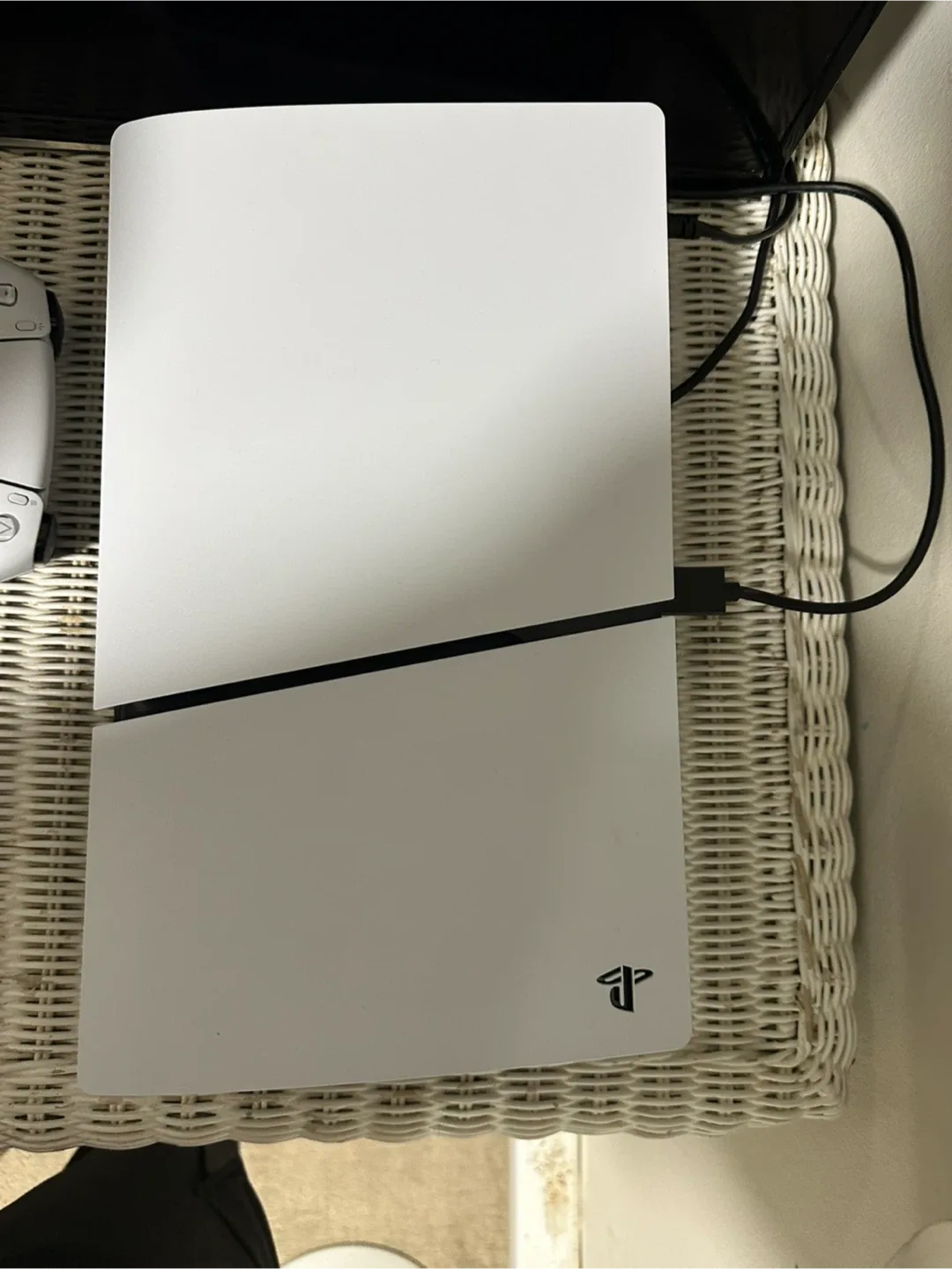 PlayStation 5 (PS5) Fortnite Bundle - Like New! image indicator(6)