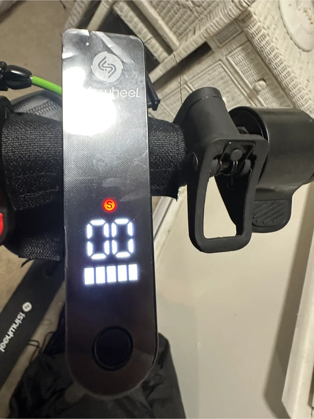 isinwheel Electric Scooter image indicator(4)