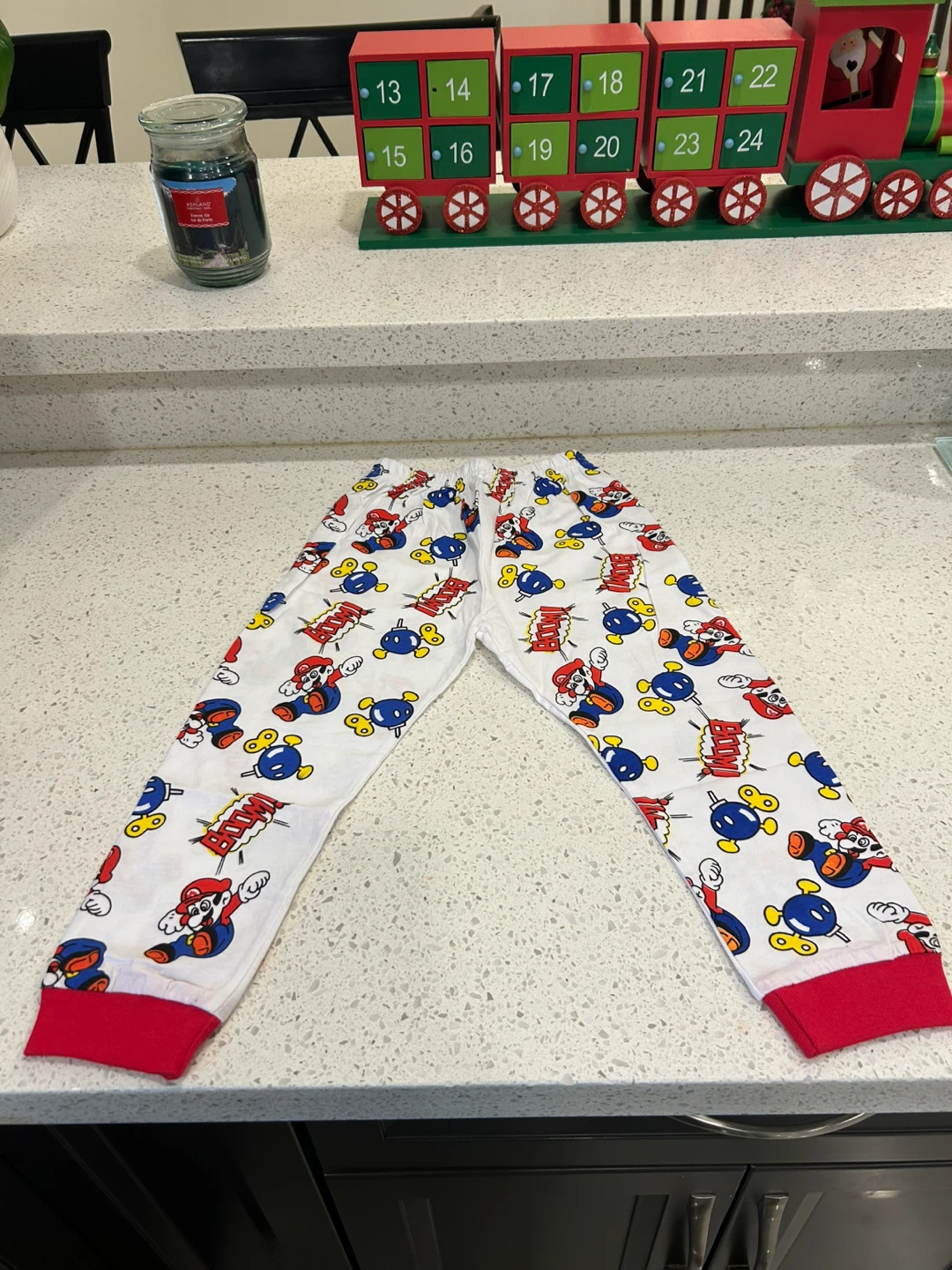Mario Bros Pajama Set - Size S - 3 y/o - photo 3