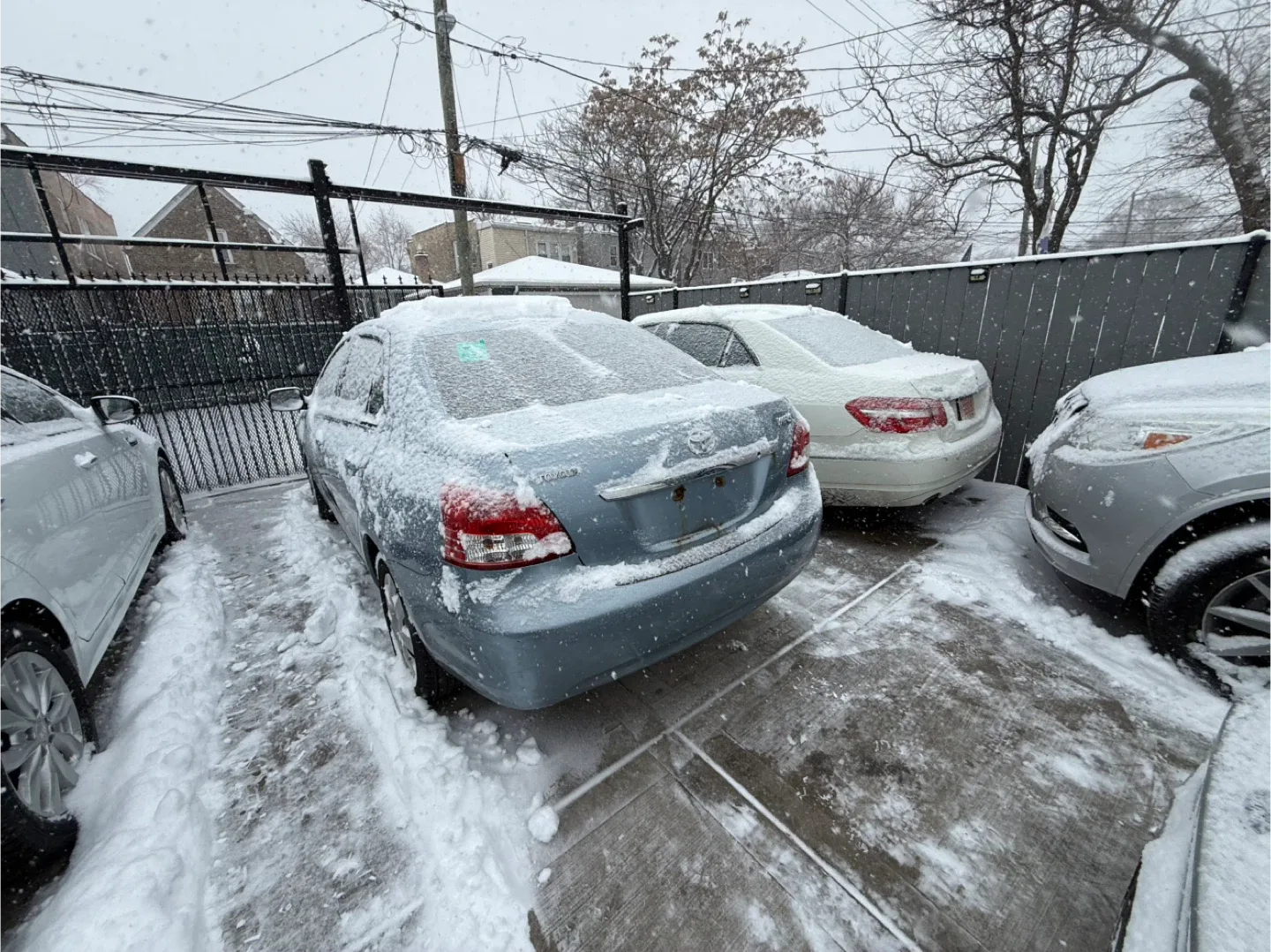 Toyota Yaris 2010 image indicator(2)