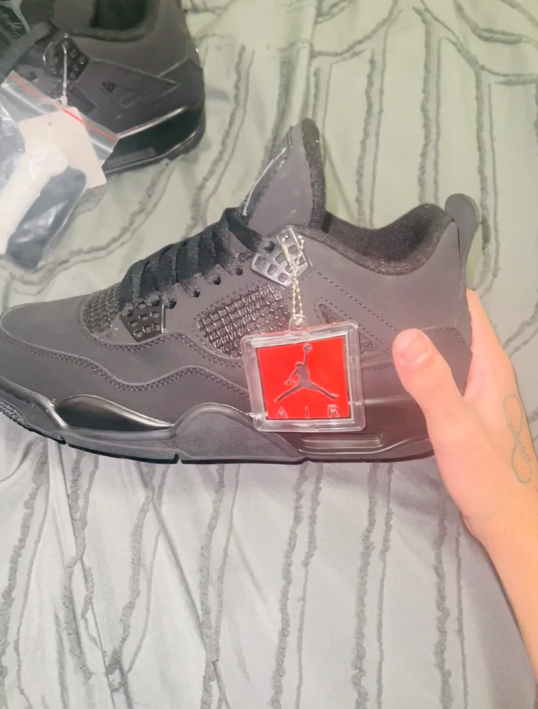 Air Jordan 4 Retro Black Cat Shoes (brand new not used at all) image indicator(8)