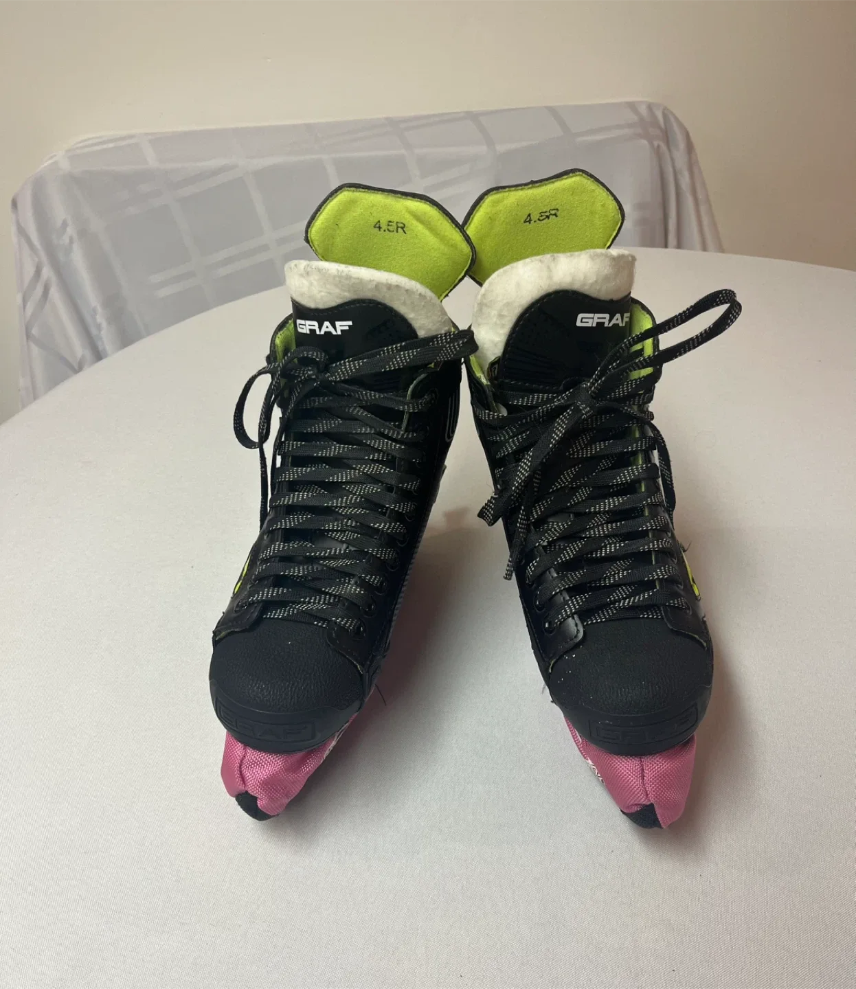 Boys Skates - 4.5 - High End - like new - supra graf image indicator(2)