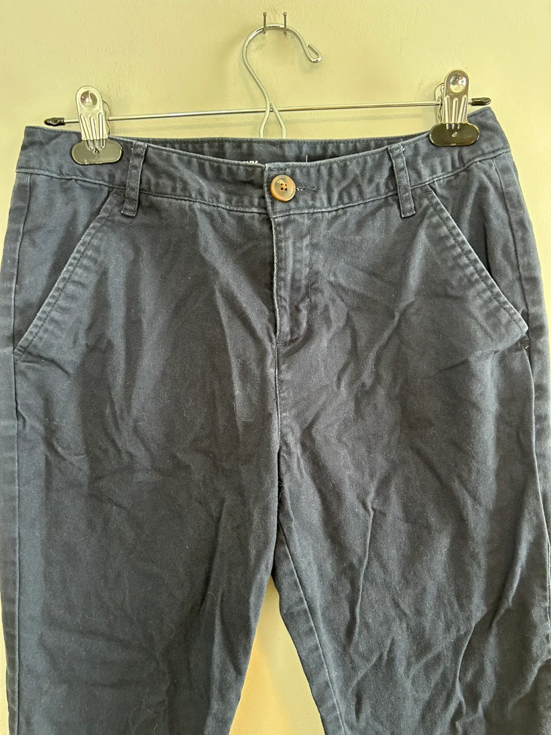 Old Navy Skinny Pants - Size 4 image indicator(2)