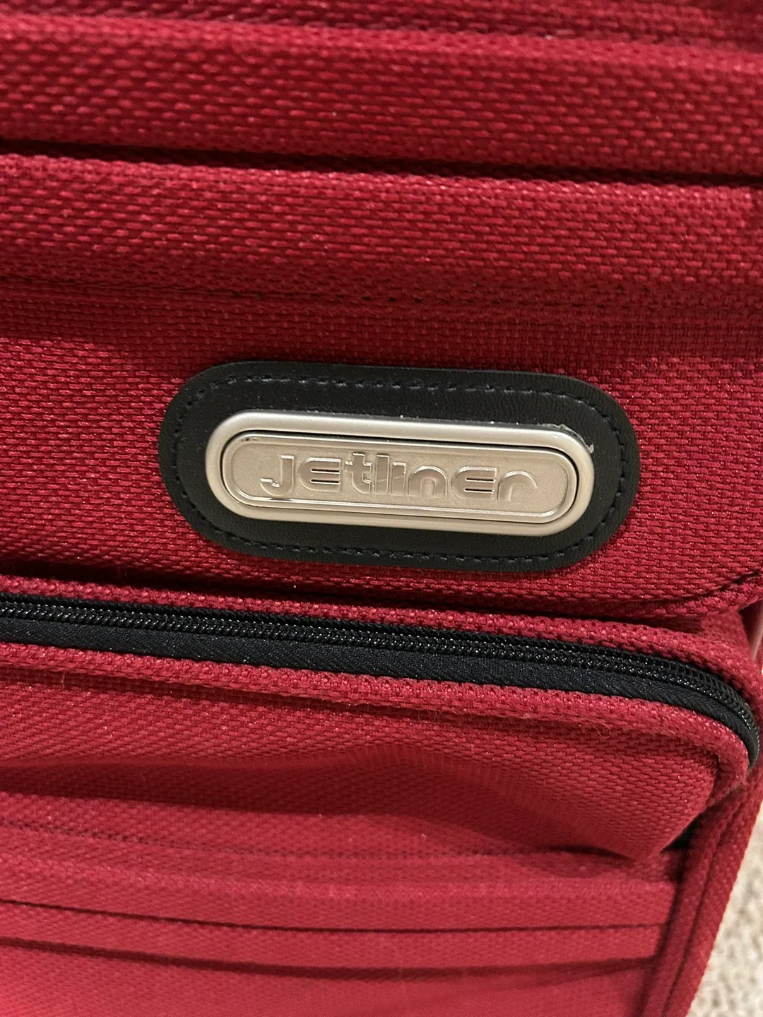 GREAT CARRY ON SIZE SUITCASE (SEE DESCRIPTION) image indicator(8)