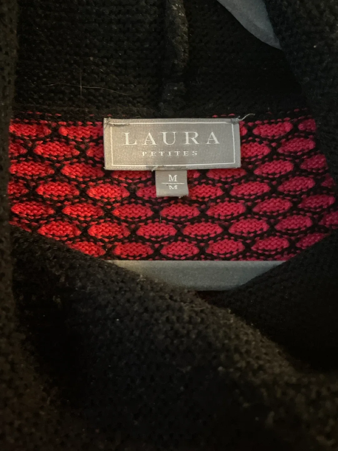 Laura Red & Black Sweater - size M like new image indicator(2)