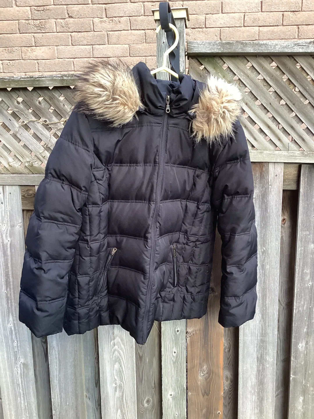 LIKE NEW LADIES SIZE LARGE LAURA PETITES WINTER COAT