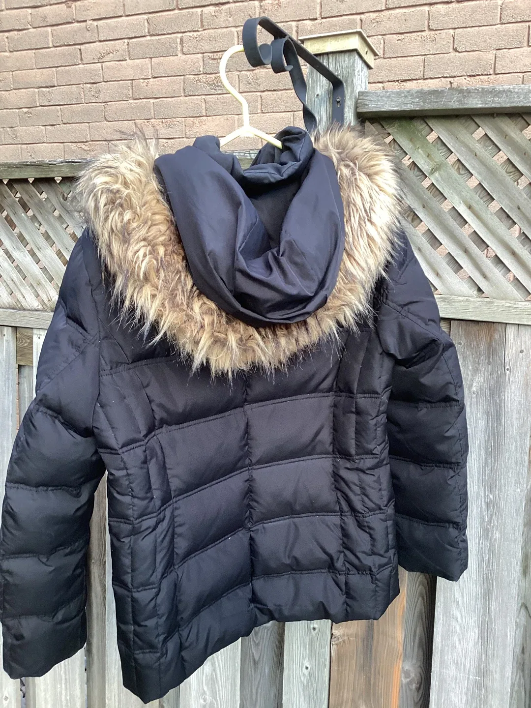 LIKE NEW LADIES SIZE LARGE LAURA PETITES WINTER COAT image indicator(2)