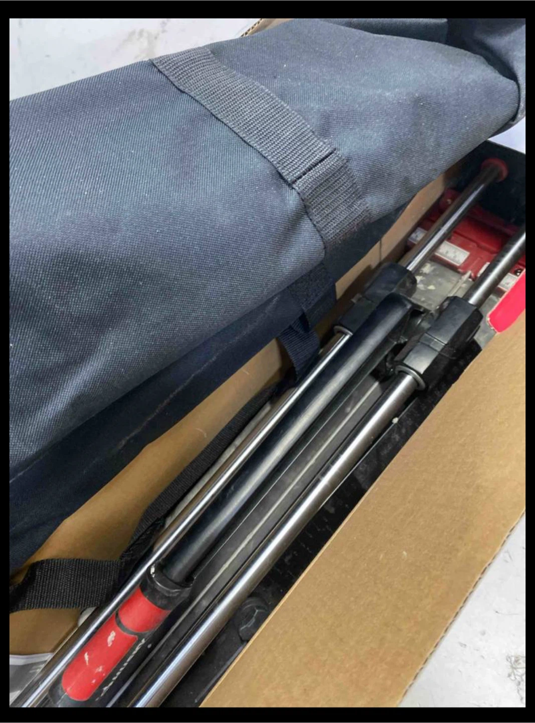 Husky 28 in. Tile Cutter - Like New! - photo 3