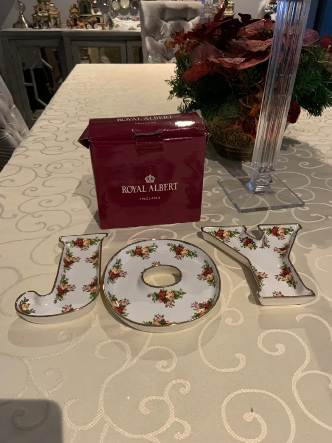 Royal Albert England JOY Set. 6” image indicator(3)