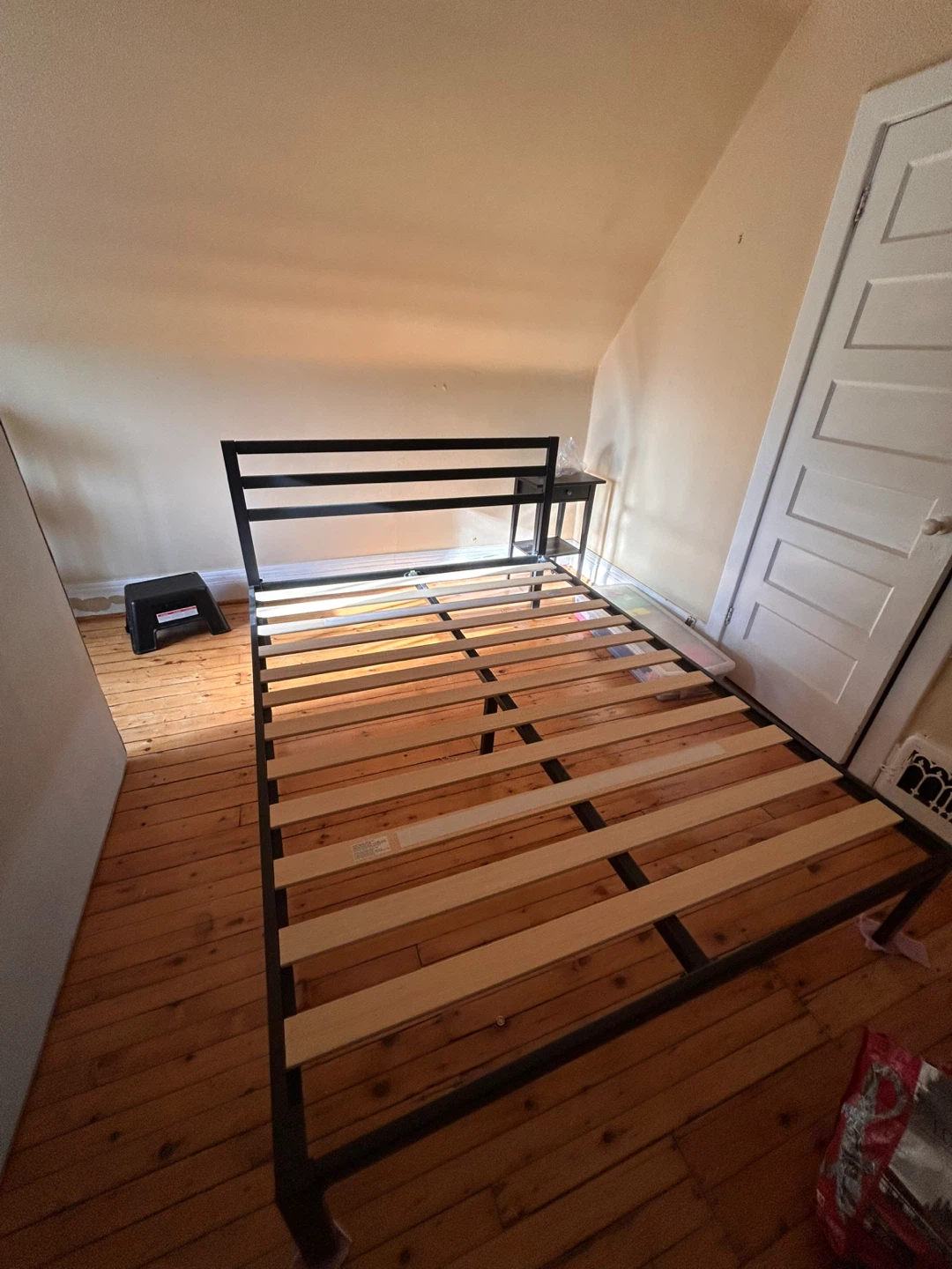 Queen Metal Bed Frame - Black - photo 2